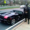 В США полиция остановила Бэтмена на шикарном "Ламборгини"