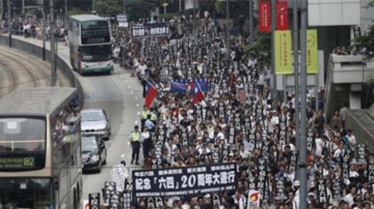 В Гонконге демонстранты требовали права голоса