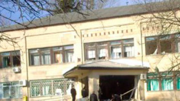 СМИ: В Кировоградской области взорвался банкомат в стене больницы