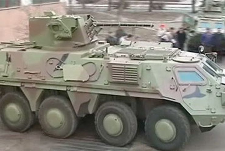 Харьковский танковый завод готовит к отправке в Ирак партию БТРов