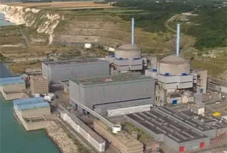 На французской АЭС произошла утечка радиоактивной воды