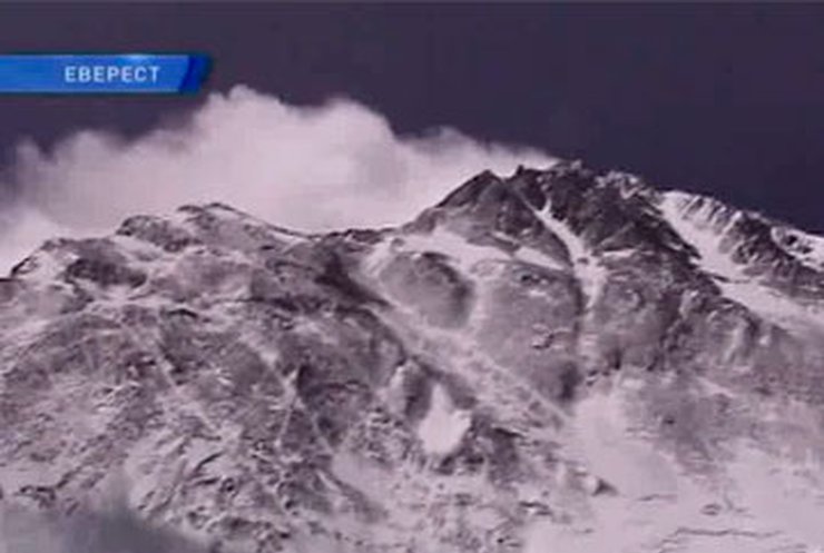 Донецкие альпинисты хотят посвятить подъем на Эверест чемпионату Евро-2012