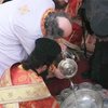 Патриарх Теофил, уподобляясь Христу, омыл ноги священникам