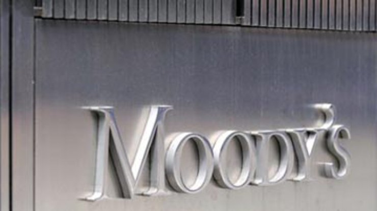 Moody's может снизить рейтинги 24 итальянских банков