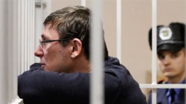 Адвокат Луценко не верит, что решение Евросуда повлияет на украинские суды