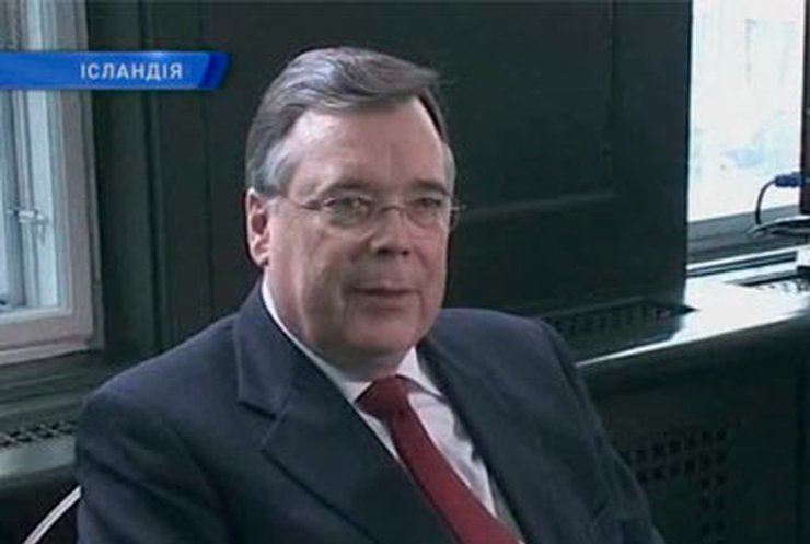 Экс-премьер Исландии признан виновным в финансовом кризисе