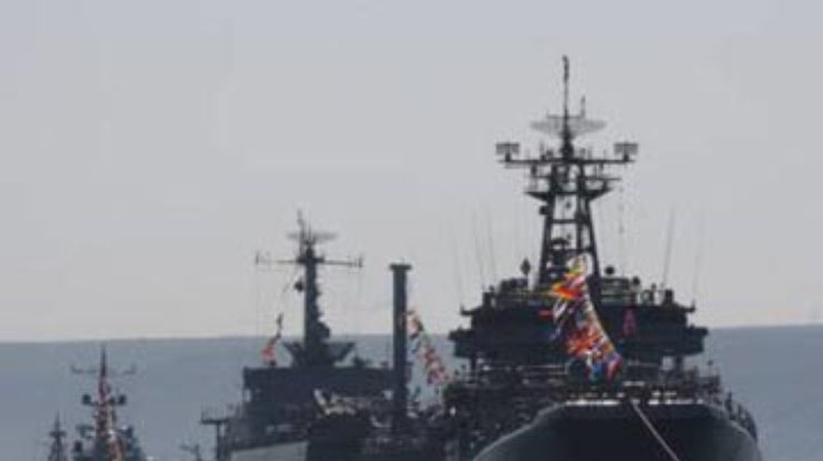 Пересматривать условия базирования ЧФ в Крыму не планируется - министр обороны РФ