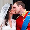 Поцелуй Уильяма и Кейт стал самым сентиментальным моментом на британском ТВ