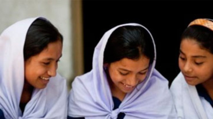 В Бангладеш учительница пытала детей за пропущенные молитвы