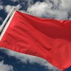 Во Львове задержан мужчина, развернувший красный флаг