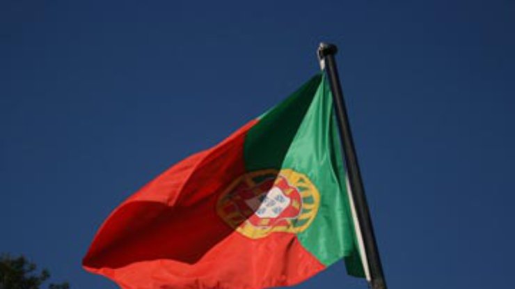 В Португалии для борьбы с кризисом отменят праздники