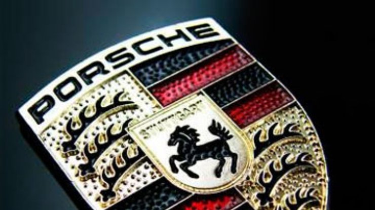 Модельный ряд Porschе пополнится компактным седаном