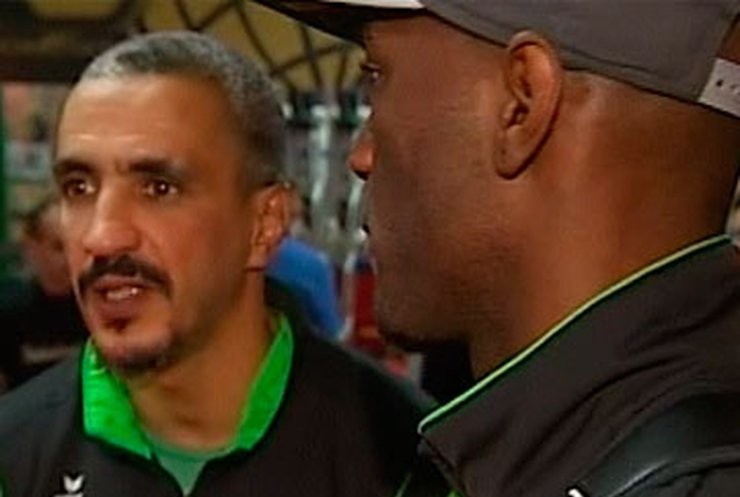 Заур Байсангуров готовится к защите чемпионского пояса по версии WBO