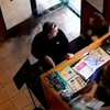 В Миннесоте стадо паникующих оленей устроило погром в магазине