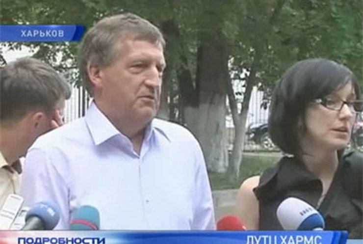 Тимошенко отказалась от лечения доктора Хармса