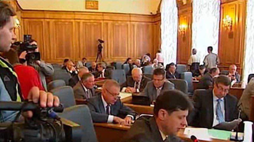 БЮТ и НУНС снова заговорили об отмене неприкосновенности