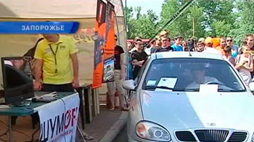 Жители Запорожья определили самый "громкий" автомобиль