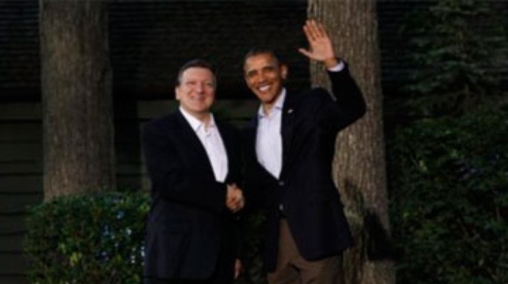 Баррозу и Ромпей заверили Обаму, что не бросят Грецию в беде