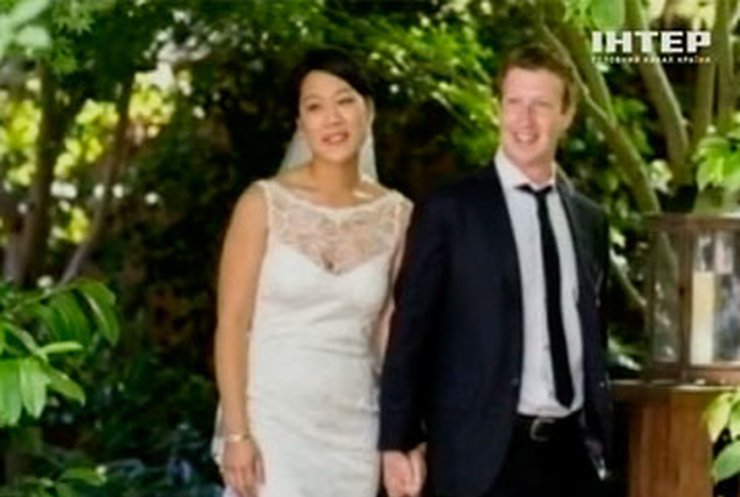 Марк Цукерберг женился на Присцилле Чан