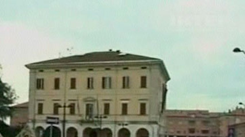 В результате землетрясения в Италии погибли 7 человек