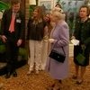 Елизавета II посетила цветочное шоу в Челси
