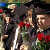 Для украинских школьников закончился учебный год
