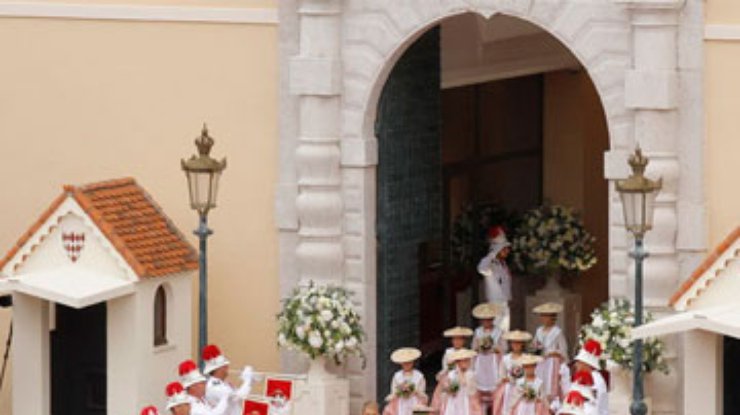 Ковер со свадьбы принца Монако пустят с молотка