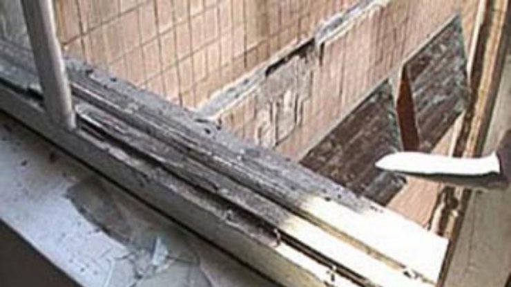 На Тернопольщине подозреваемый выпрыгнул с третьего этажа здания милиции