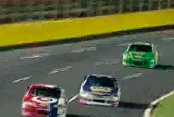 Этап гонок NASCAR в Северной Каролине не обошелся без аварий
