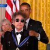 Боб Дилан получил высшую награду США