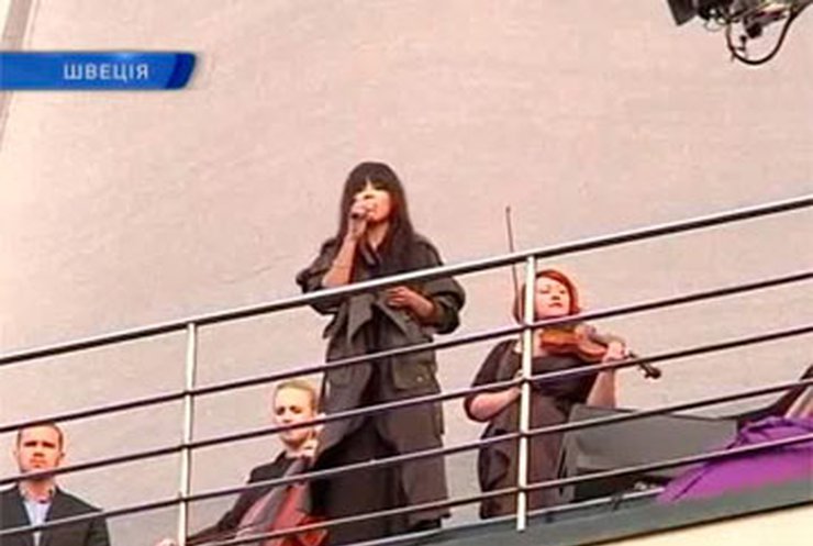Победительница Евровидения дала концерт на площади Стокгольма