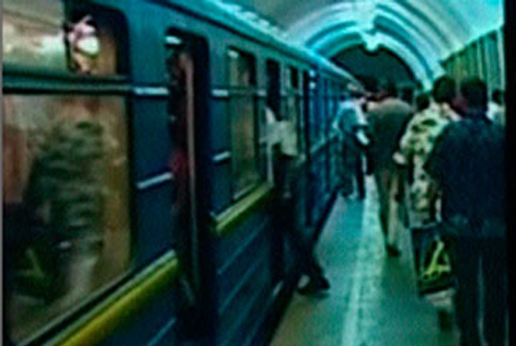 Cтоличное метро будет работать на час дольше во время Евро-2012