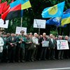Во Львове против "языкового" законопроекта митингуют более тысячи человек