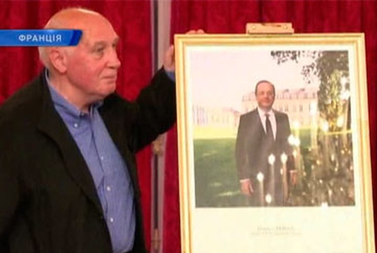 Во Франции публике показали официальный портрет нового президента