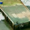 К берегу США прибило осколок японского пирса