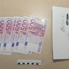 Полиция публикует фотографии изъятых у Собчак денег