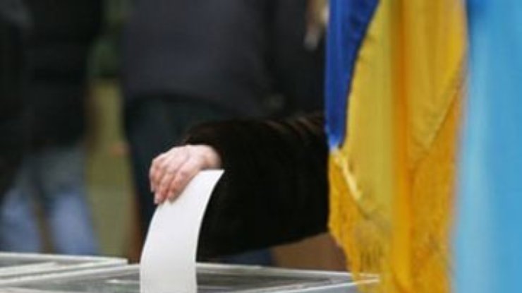 Мажоритарка приведет в политику новые лица - КИУ