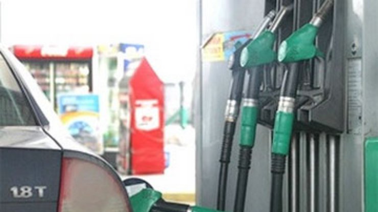 Цена на бензин в Украине может снизиться на 70 копеек за литр