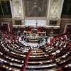 Во Франции социалисты получили абсолютное большинство мест в парламенте