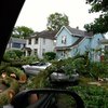 Ураган обрушился на США: Погибли восемь человек