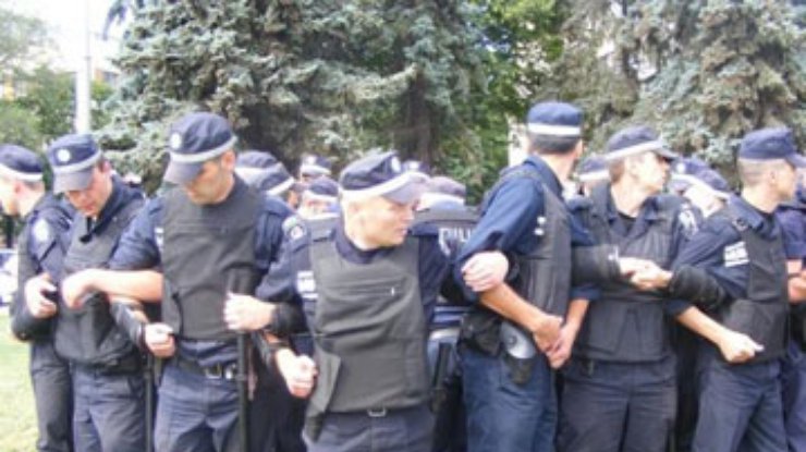 В милиции говорят, что при разгоне защитников "мовы" в Черкассах обошлись "ППСниками"