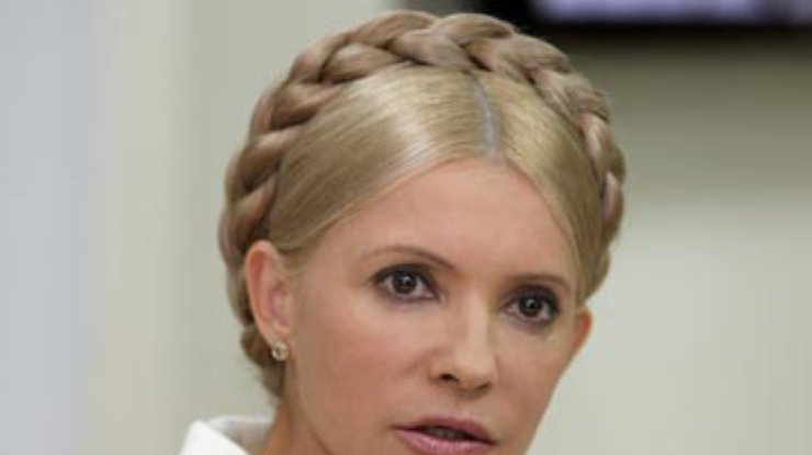 Большинство украинцев не считают Тимошенко лидером оппозиции - опрос