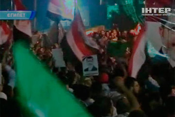 Жители Египта вышли на митинг в поддержку парламента