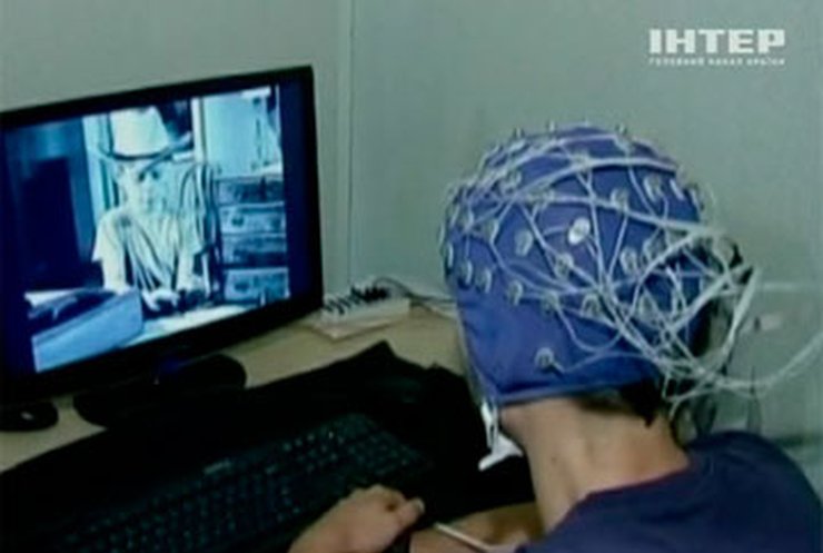 Ученые нашли связь волн мозга с пристрастиями телезрителей