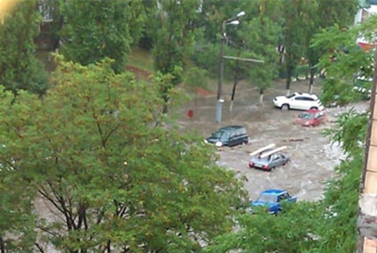 Одессу накрыла сильнейшая буря с дождем и градом (фото)