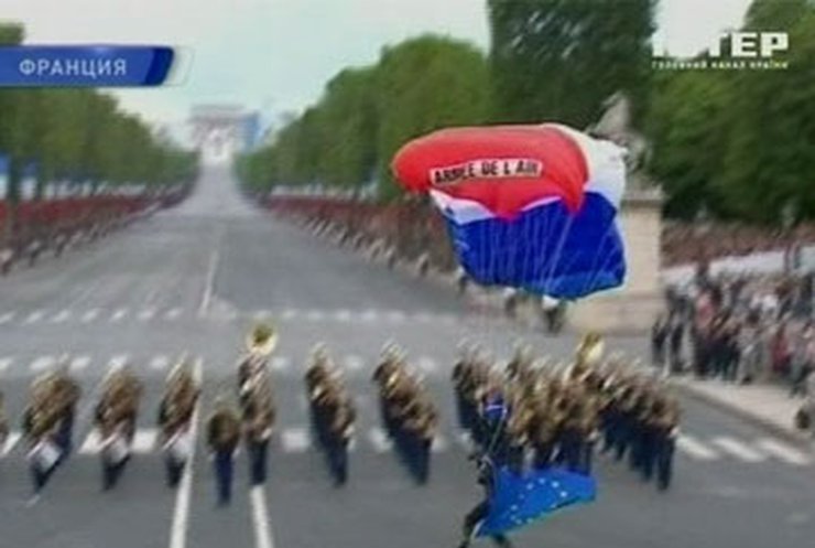 Во Франции проходят торжества в честь Дня взятия Бастилии