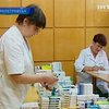 Начальство днепропетровской службы контроля за медпрепаратами поймали на взятке