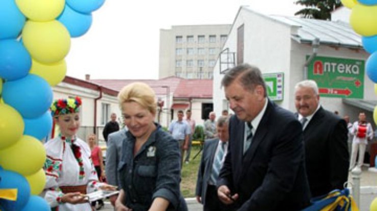 Богатырева открыла отделение реабилитации в тернопольской райбольнице
