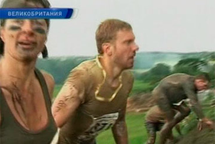 Молодые британцы соревновались на турнире "Жесткий парень"