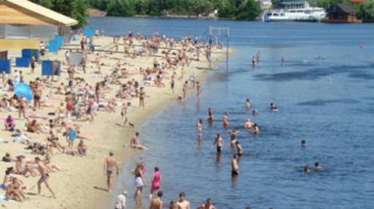 СЭС запретила купаться на всех киевских пляжах